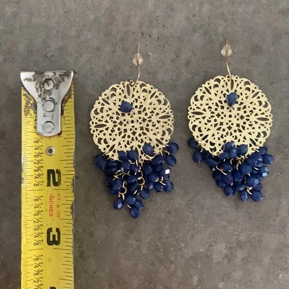 Earrings - Picture 4 of 4